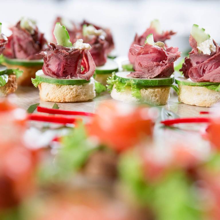 catering-KW03-do-firm-finger-food-wigilie-catering-na-eventy-firmowe-sarah-sala-wroclaw