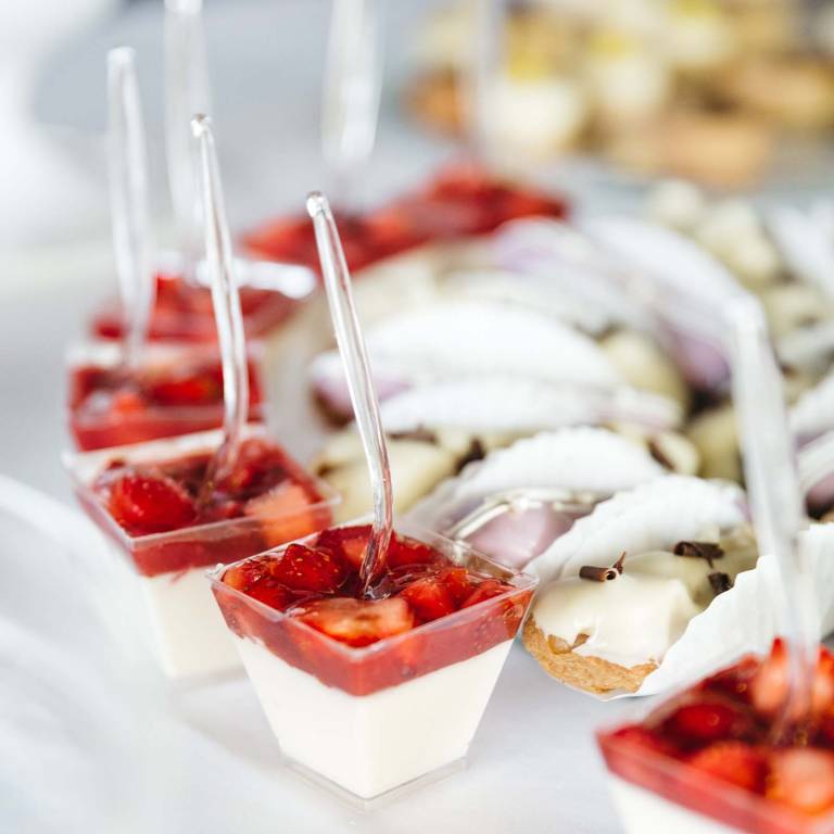 catering-KW15-firmowe-imprezy-okolicznosciowe-bankiety-sarah-sala-wroclaw